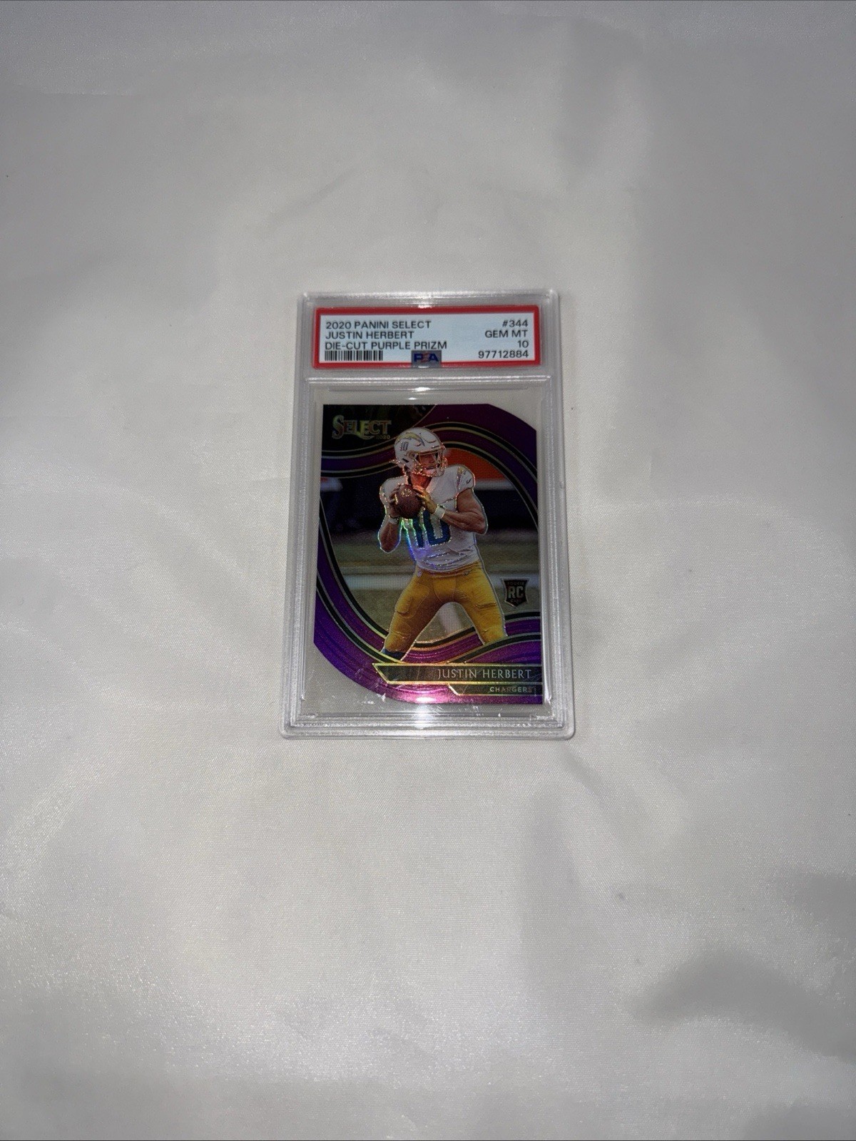 2020 Panini Select #344 Justin Herbert Field Level Die Cut Purple Prizm PSA 10