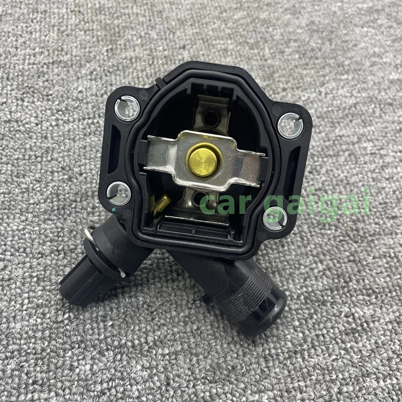 New Thermostat Housing For Volvo S80 S60 V60 V70 XC60 XC70 XC90 Land Rover LR2 Foto 3 de 4
