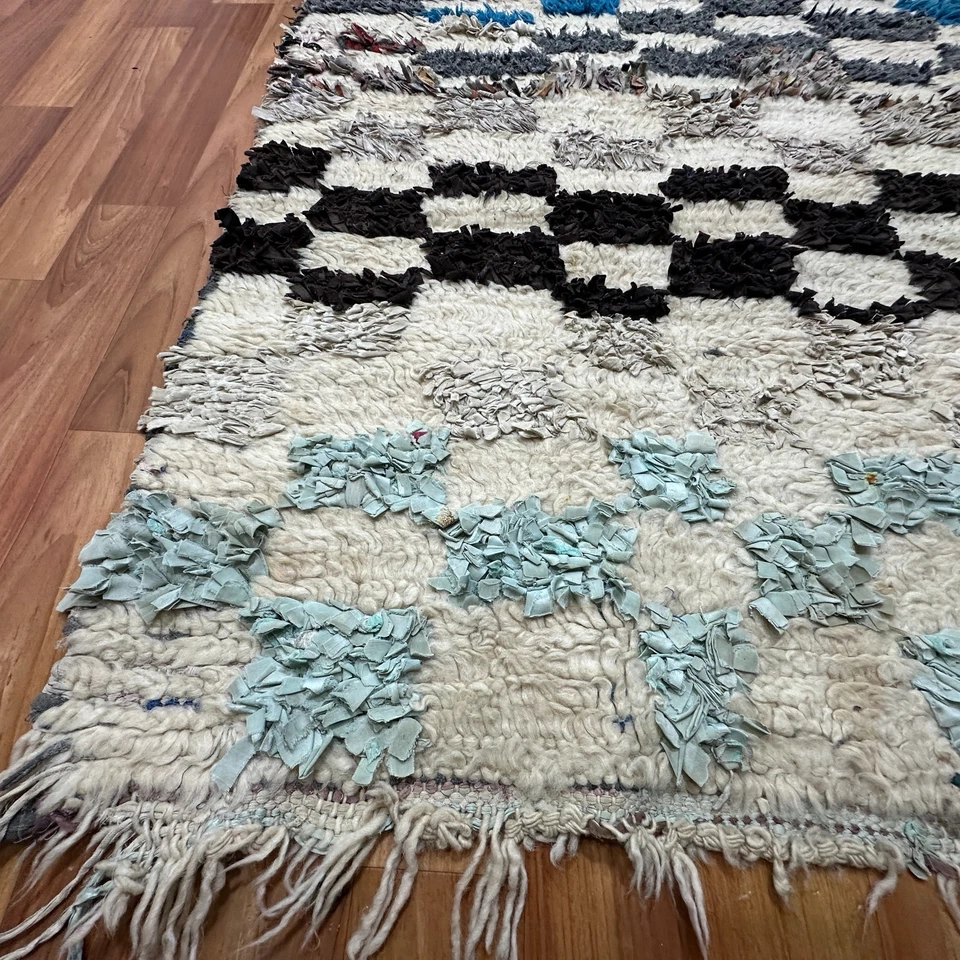 Alfombra boucherouite única marroquí texturizada corredor, vintage azul y blanco Foto 3 de 4