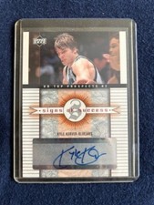 Kyle Korver    RC   Certified Signature  Autograph Auto Card