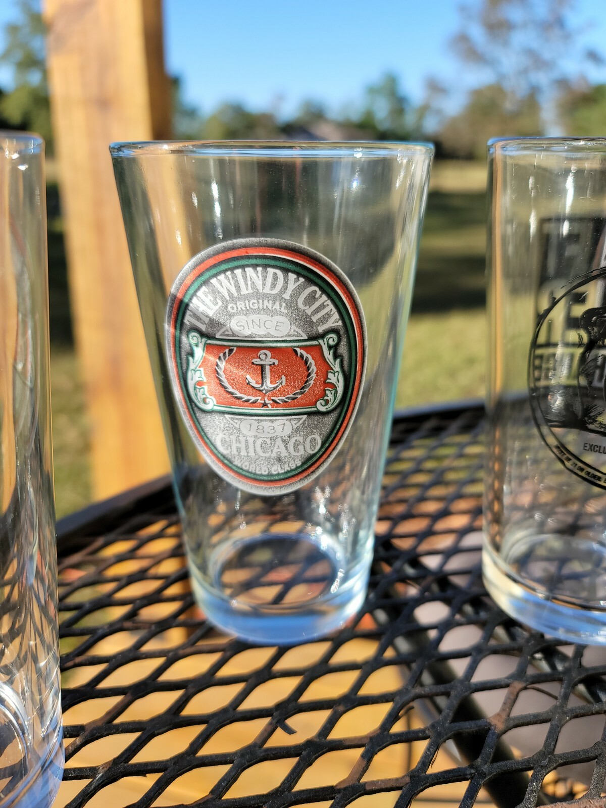 BREWERY ADVERTISING LOGO BEER GLASSES SET OF FOUR . NICE !! eBay