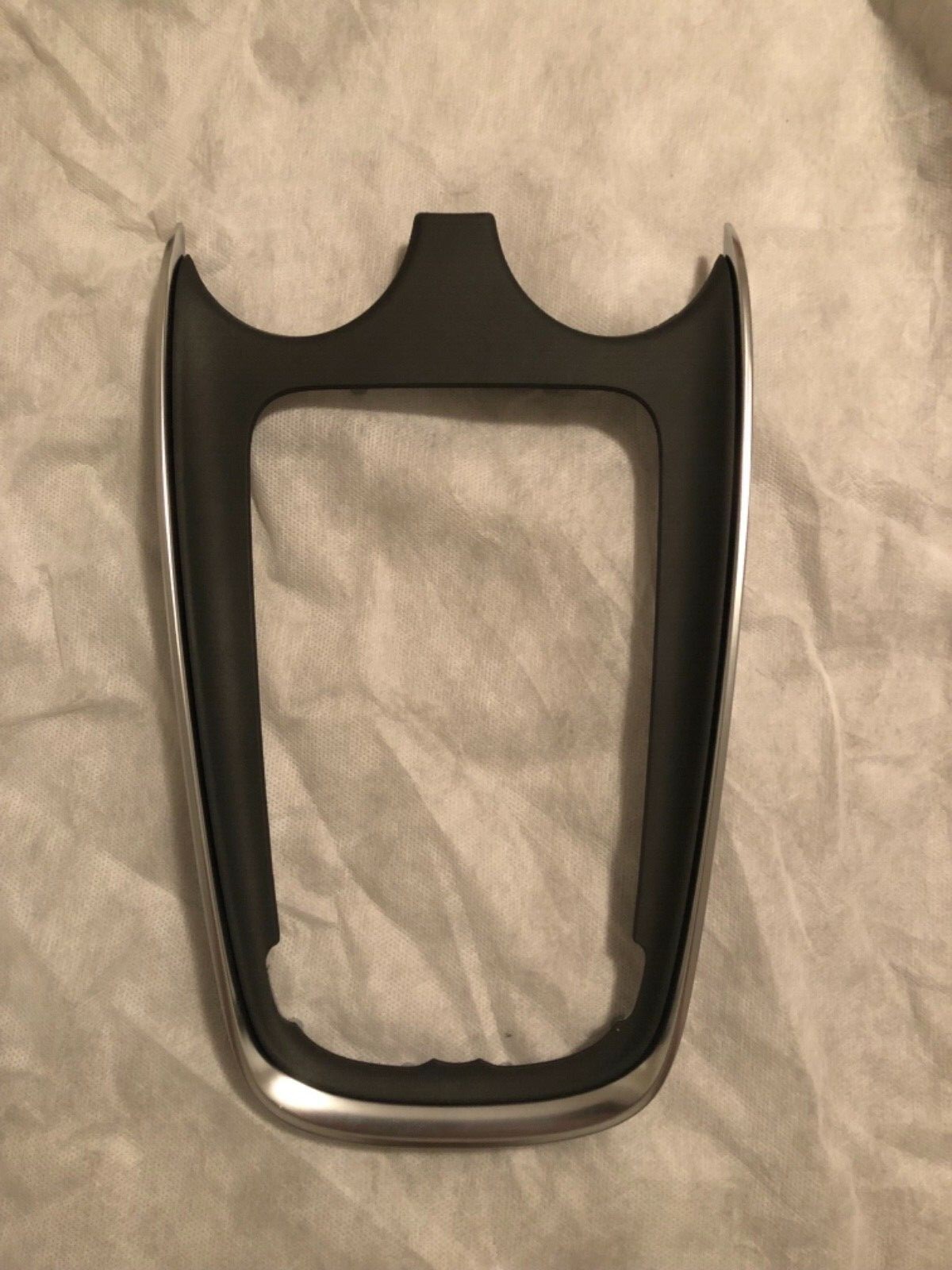 McLaren 570s IRIS Screen Surround