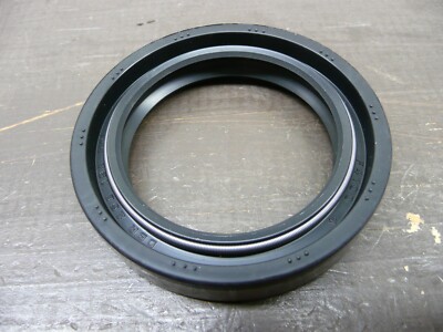 New Process NP247 Transfer Case Input Oil Seal, Jeep Applications