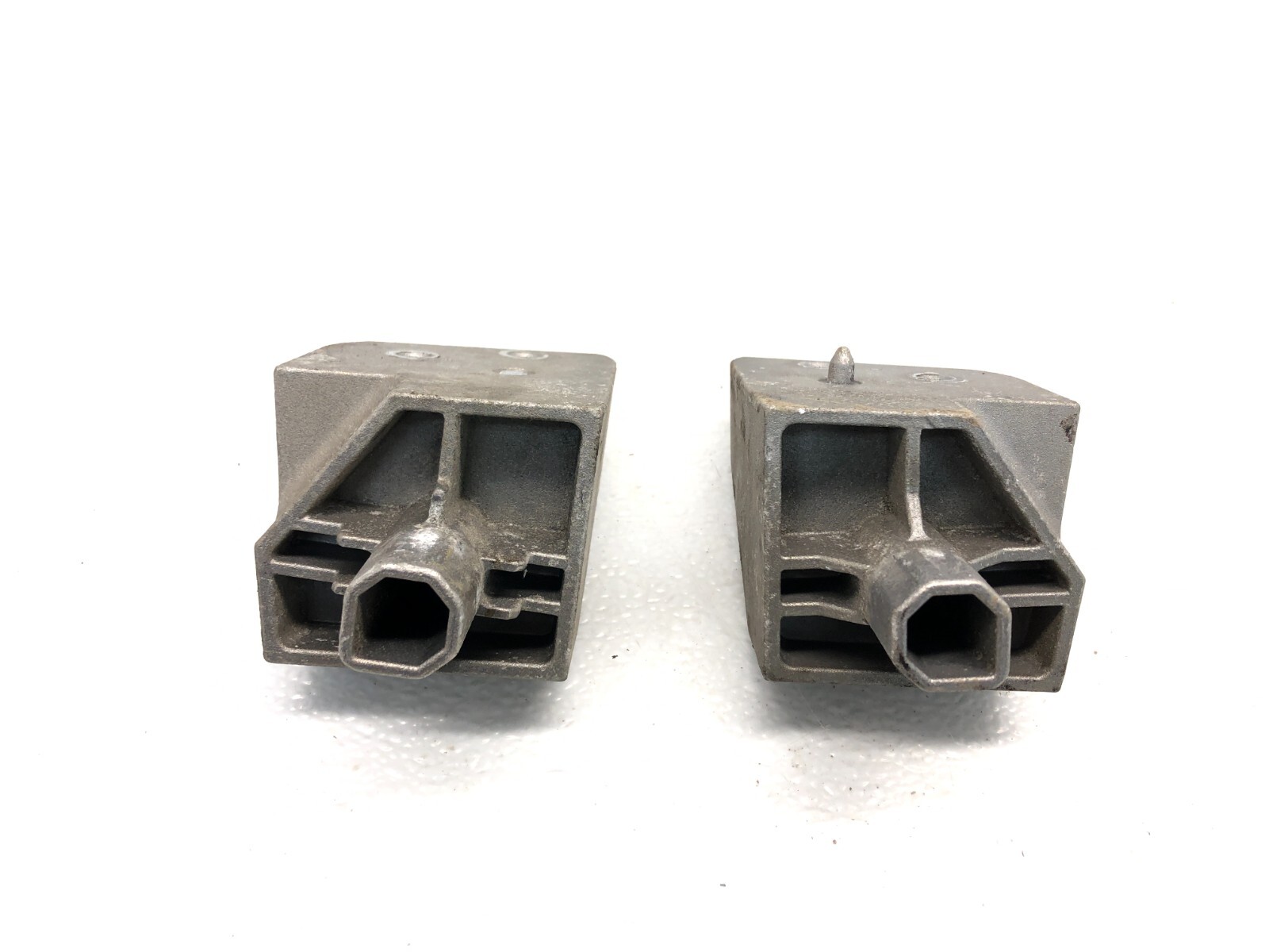 2017-2020 MASERATI LEVANTE RADIATOR UPPER SUPPORT BRACKET SET X2 OEM