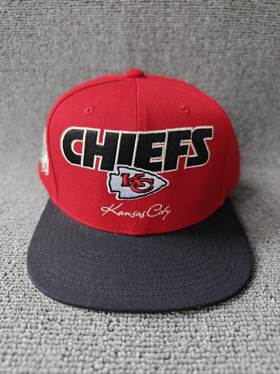 Mitchell & Ness Kansas City Chiefs NFL Pro Pinch Fit Snapback Hat Red Black