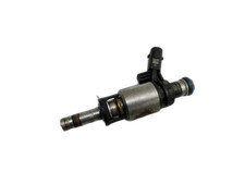 Injektor Einspritzdüse Zyl.3 für VW Passat 3C B7 10-14 TFSI 1,8 118KW 06H906036H