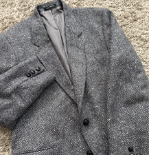 Donegal Tweed Vtg. Sport Coat Jacket 41R Herringbone Ireland Gerrard Marlboro