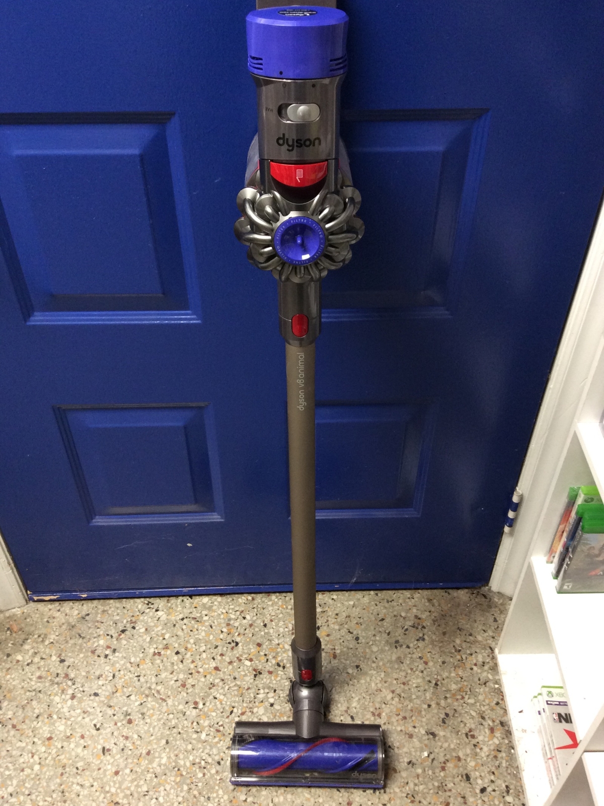 Dyson V8 Animal Stick Vacuum Cleaner Silver/Nickel, Read Description 885609027319 eBay