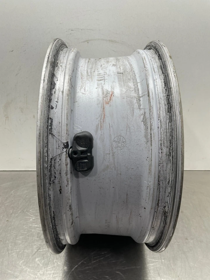 2015 Lexus Ct200H Oem Rim Factory Wheel 17" X 7" 5 Split Spoke Scuffs 14 16 2017 - Image 2 of 4