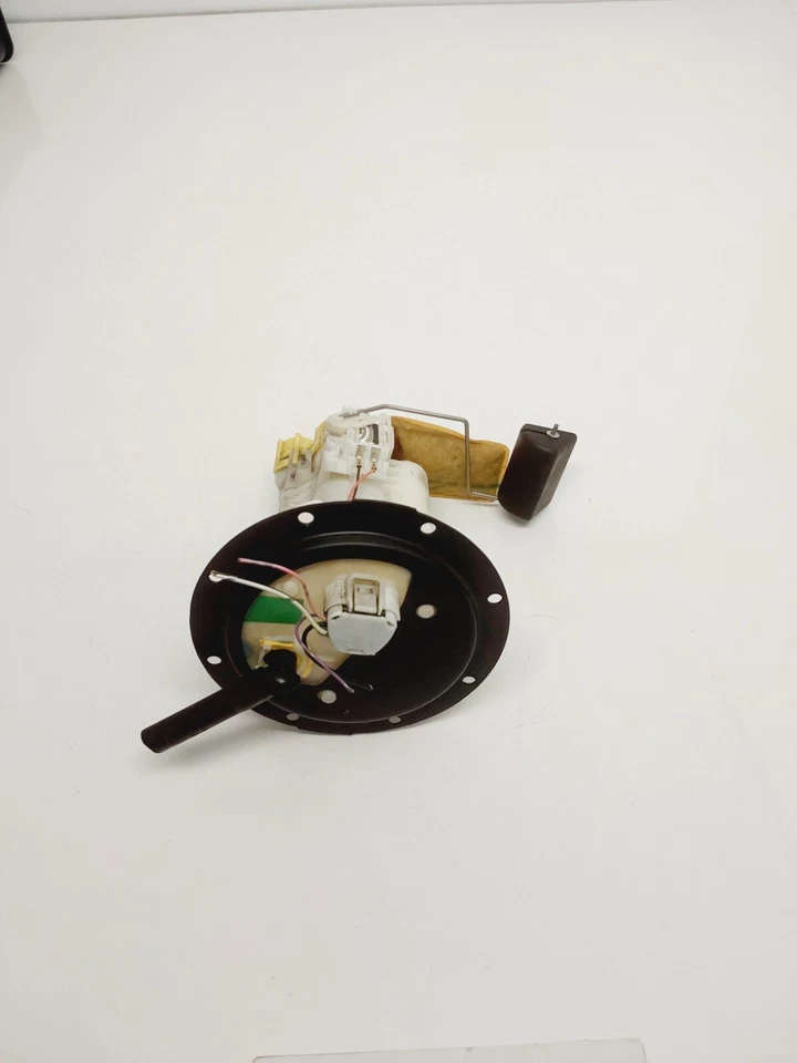 Toyota Avalon 2006 conjunto de bomba de combustible OEM Foto 2 de 4