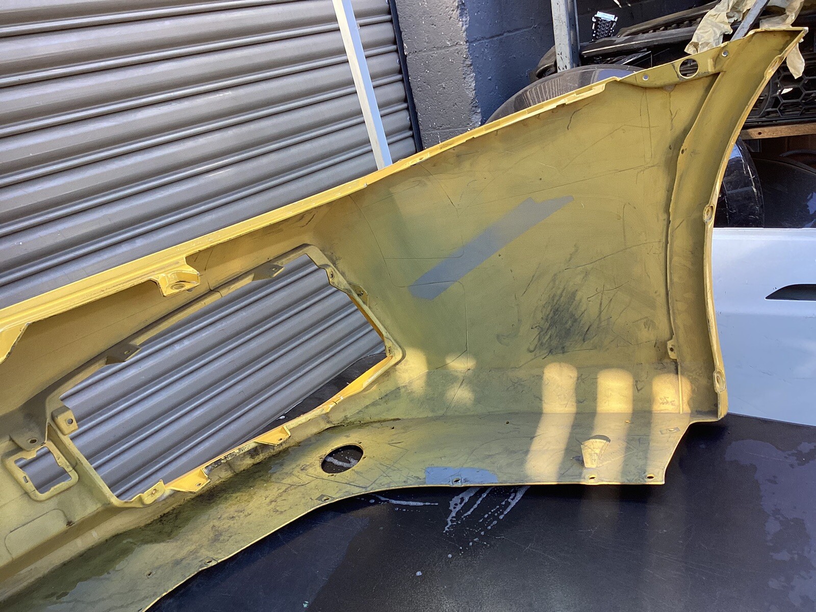 2004 2005 2006 2007 2008 LAMBORGHINI GALLARDO FRONT BUMPER COVER OEM 400807437