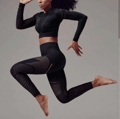 Fabletics Women's Cropped Top Size Large Black Mesh Long Sleeve Gym Jaymee New