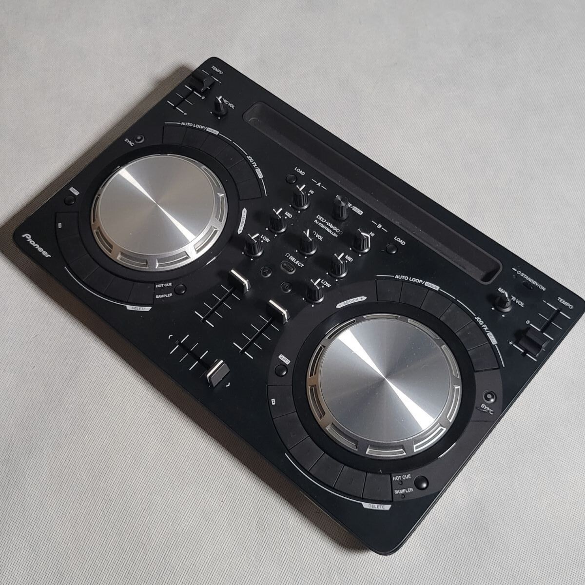 Pioneer DDJ-WEGO3 Black DJ Controller 2-Channel Beginner DDJWEGO3K