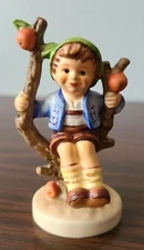 Goebel Hummel Apple Tree Boy No 142/3/0 1982 - 4" 