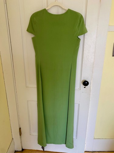 Gorgeous green silk Calvin Klein dress size 4, PRICED TO SELL. made in Italy. - Picture 2 of 3