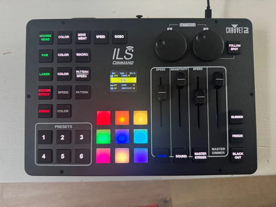 Chauvet DJ ILS Command DMX Controller DJ Lighting Control - mint condition - Image 4 of 4