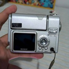 90 New Sony Cyber-shot DSC-F77 Fully Tested Digital Camera W/SD Card Charger
