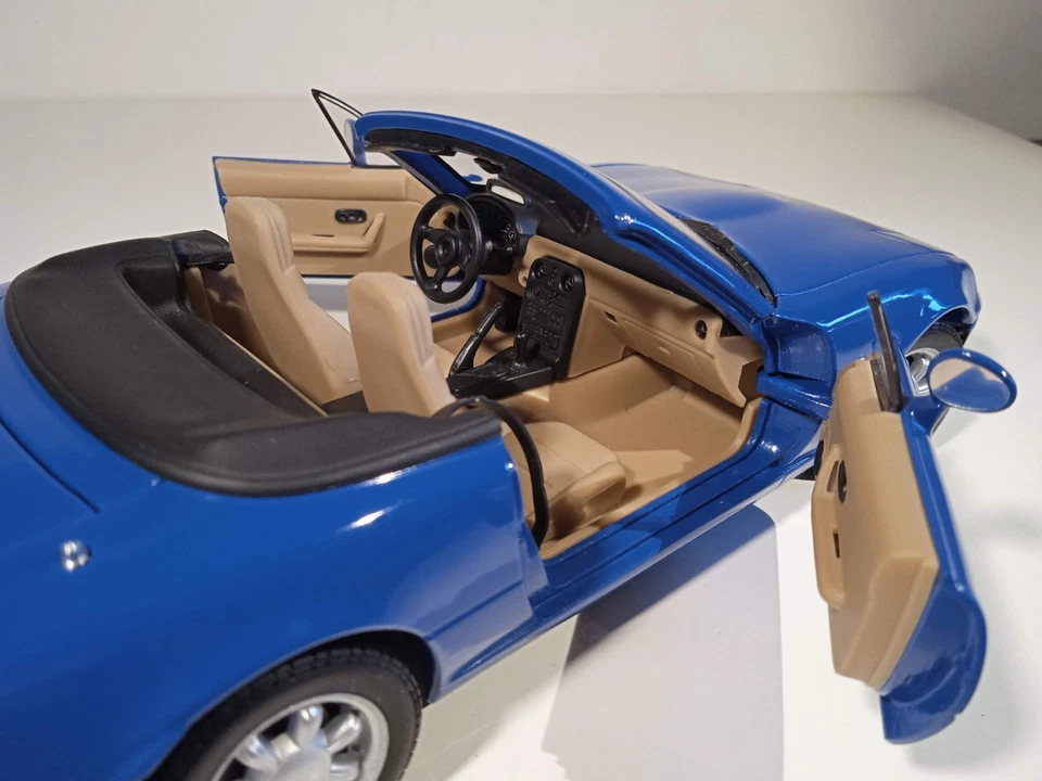 MAZDA MX5 MIATA 1989 elaborato modified - GATE 1:18 - Immagine 4 di 4