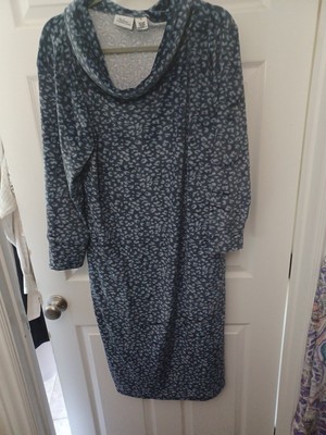 NEW WITHOUT TAGS Vermont Country Store Nightgown.  Nice Mothers Day Gift.   Blue