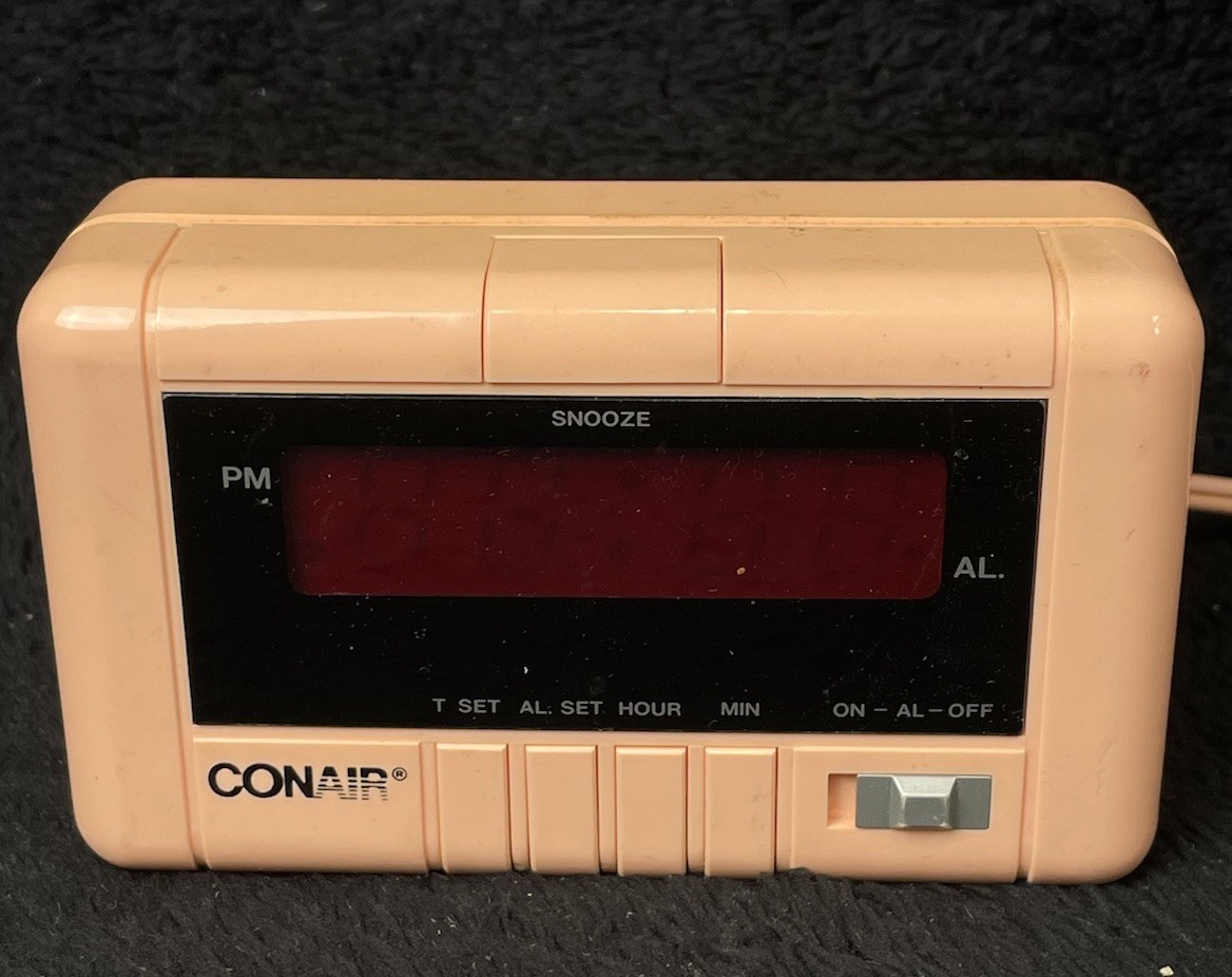 Conair Alarm Clock Model CL1001 Pink Tilting Bedside Desk Vtg Retro WORKING!