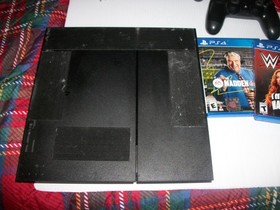 Sony PlayStation 4 PS4 500GB Console Bundle 3Games 2Controllers