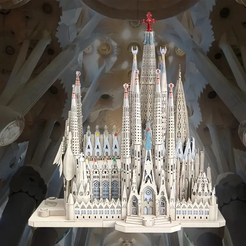 Piececool Rompecabezas de Metal 3D La Sagrada Familia Hágalo Usted Mismo Modelo Kit para Adultos Regalo Foto 2 de 4