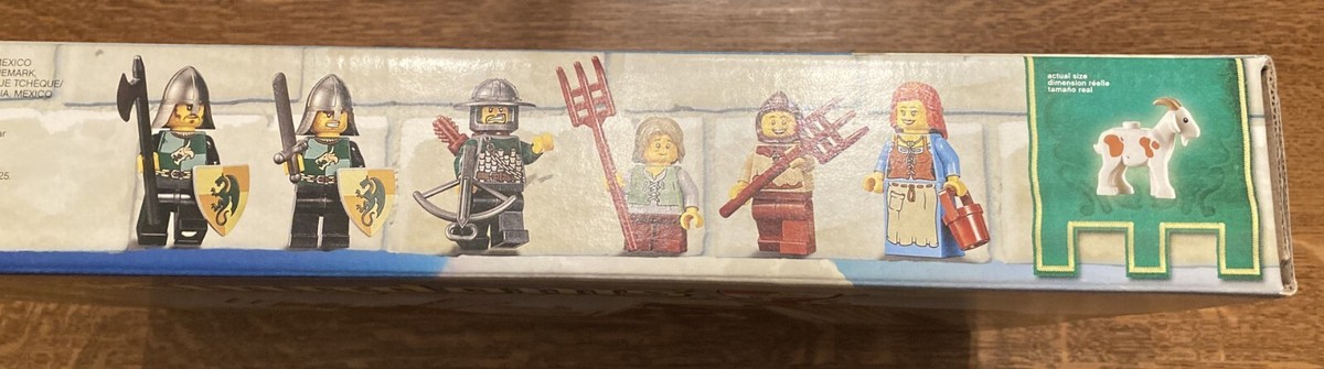 LEGO 7189 - Castle Kingdoms - Mill Village Raid - goats - 2011