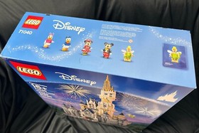 🌟NEW! LEGO Disney: Disney Castle (71040 RETIRED)