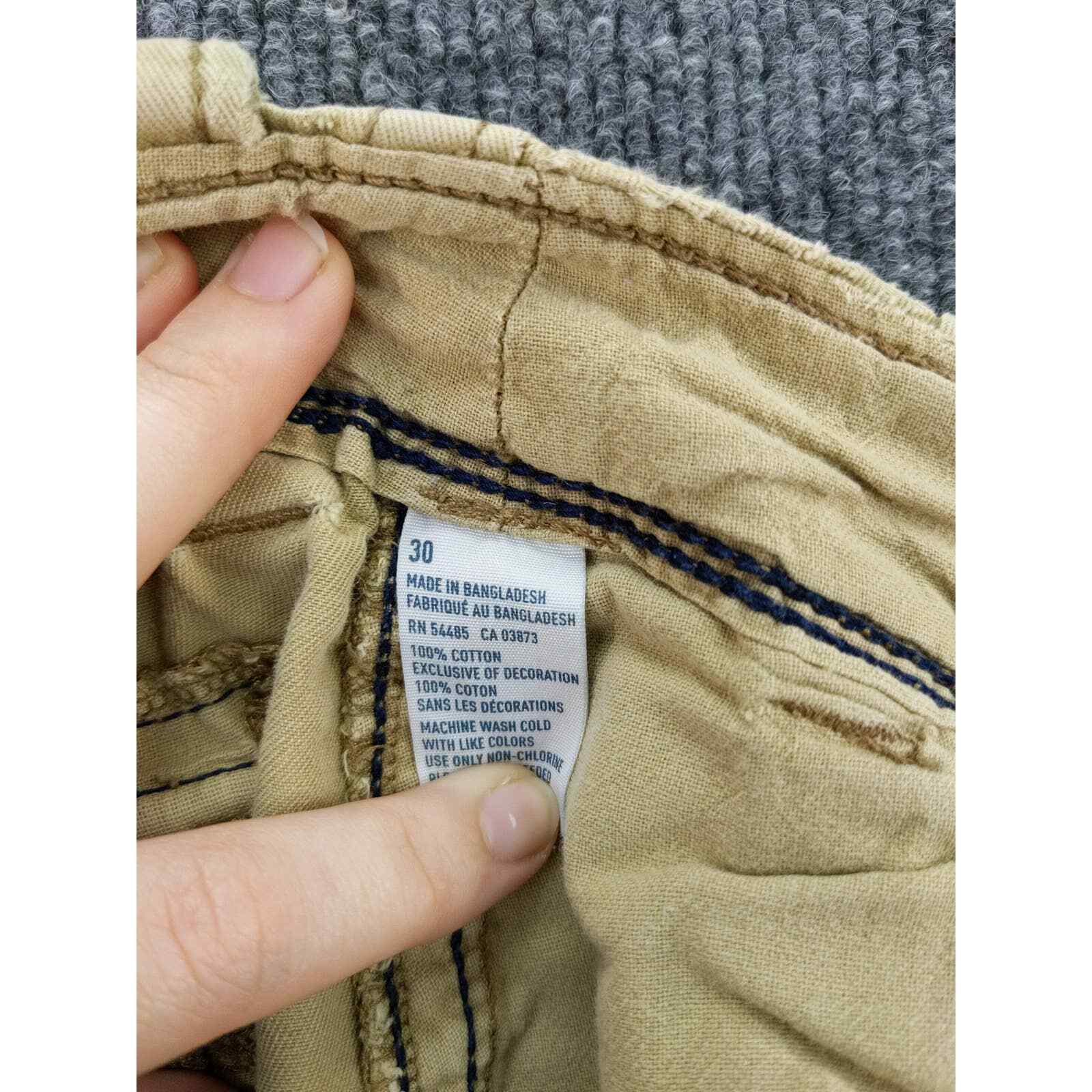 Mens American Eagle Classic Length Cargo Shorts Size … Gem