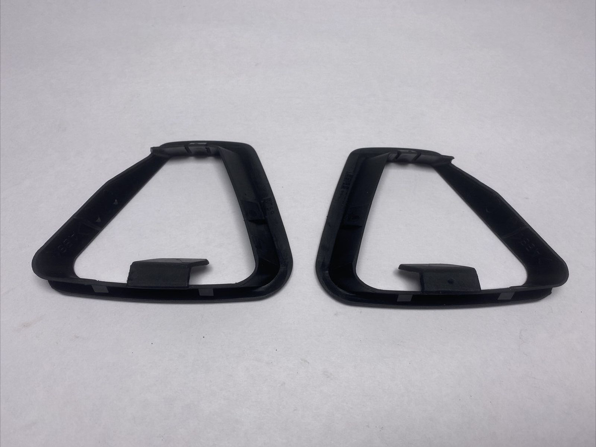 Plastic Covers for Belt Carrier Fits Mercedes W124 Coupe Cabriolet 
