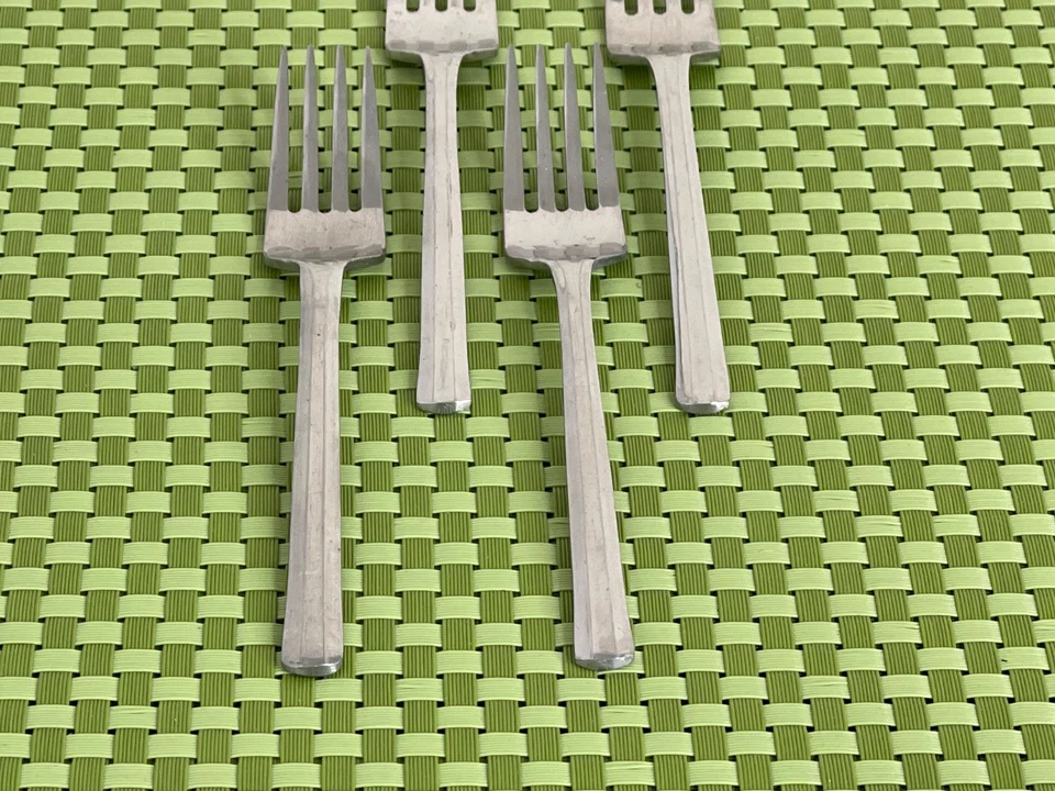 Tools of The Trade LECEIL Stainless 4 Salad Forks Glossy Japan Flatware - 6 5/8" - Image 3 of 4