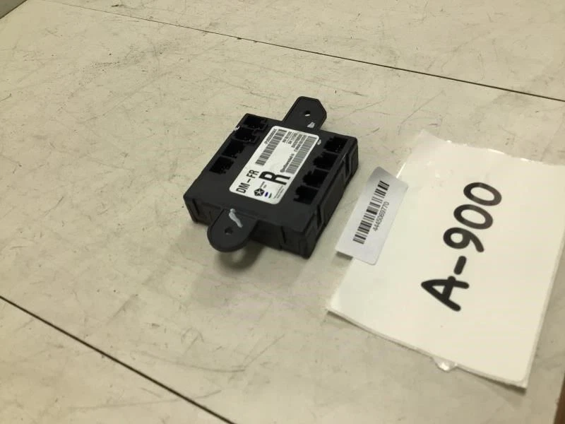 Dodge Grand Caravan 2011 módulo de control de puerta del lado del pasajero delantero derecho OEM+ Foto 3 de 4