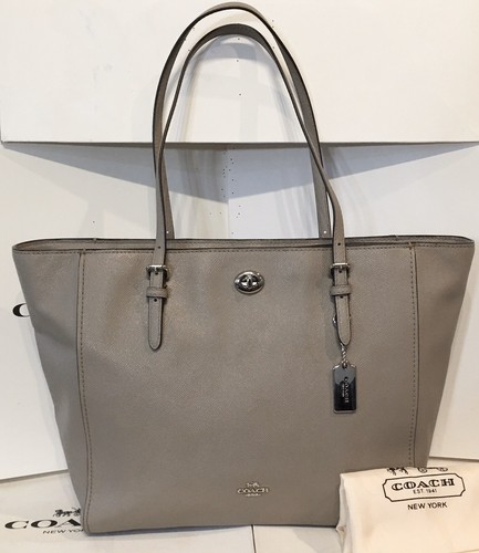 coach women's turnlock tote handbolsa black