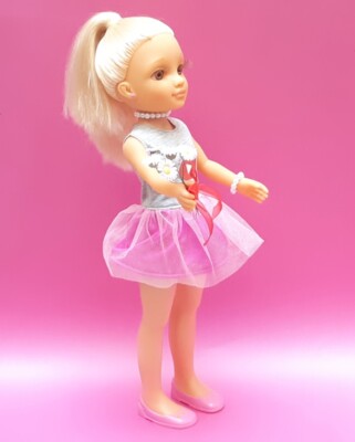 Nancy Doll Famosa SPAIN model T2939-10 Nancy One Day As Youtuber