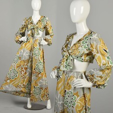 Small 1970s Palazzo Pant Three Piece Set Funky Printed Crop Top Blouse Outfit