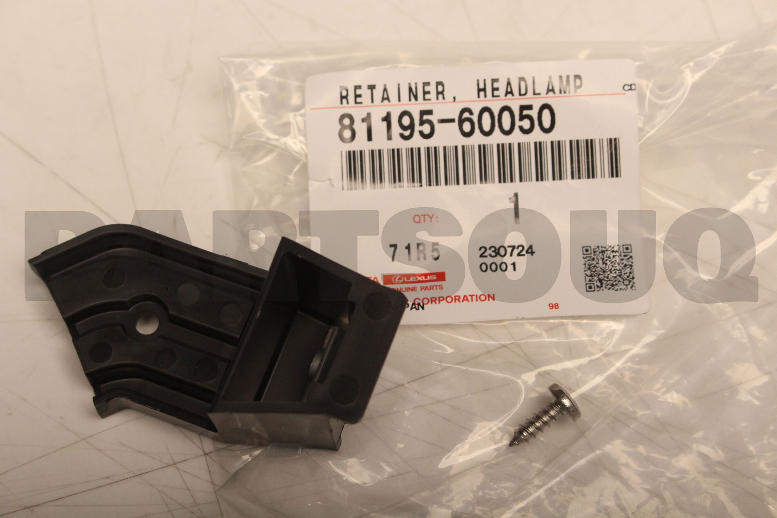 8119560050 Genuine Toyota RETAINER, HEADLAMP PROTECTOR, LWR RH 