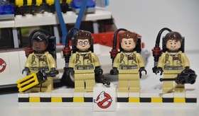 LEGO: Ideas 21108 Ghostbusters Ecto-1 100% complete excellent