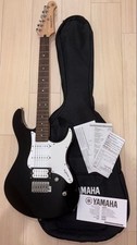 Chitarra elettrica YAMAHA PACIFICA112V con custodia e documenti inclusi