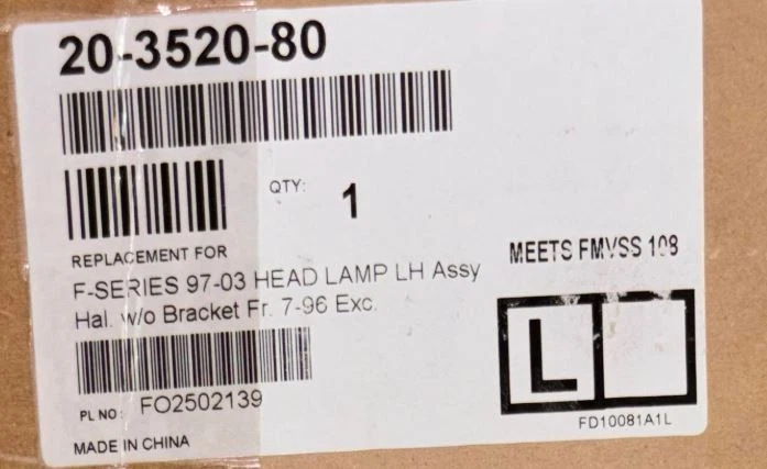 Par de faros TYC L+R Ford F-150/F-250 1997-2003 OEM 20-3520-80/20-3519-80 Foto 2 de 4