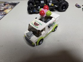 7888 The Tumbler: Joker's Ice Cream Surprise(99% complete With Minifigs, No Box)
