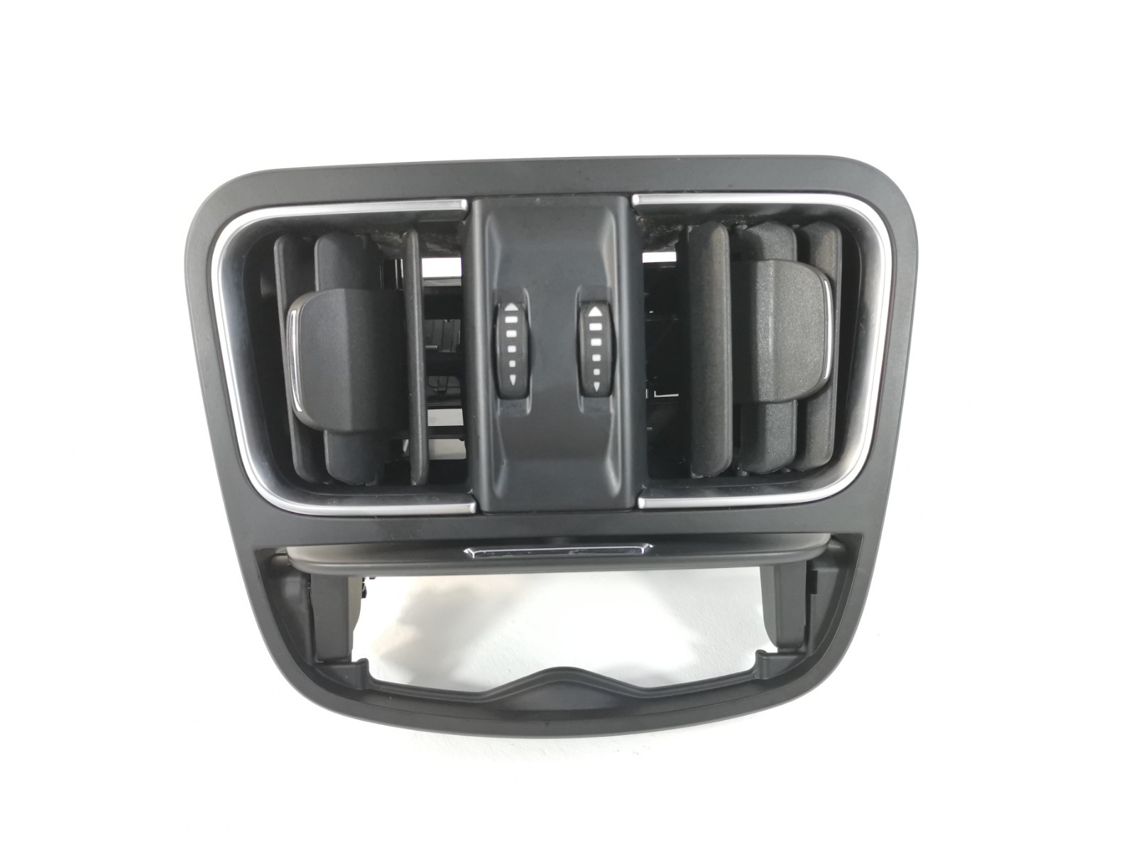 Maserati Levante 3.0L 2017 Center Console Rear Trim Air Vent Grille 6700491010
