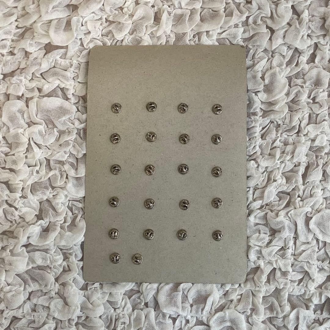 A BATHING APE Vintage Initial Pin Badge Set Futura Collaboration Unopened thumbnail 6