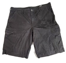 Columbia Omni-Shade Men's Sz 38 Dark Gray Cargo Shorts 12" in 100 cotton EUC