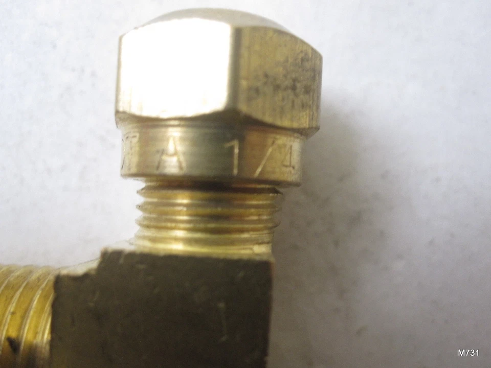 16 Qty 1/4" Tube OD Compression x 1/4" Male Npt Elbow Fitting Adapter - Image 3 of 4