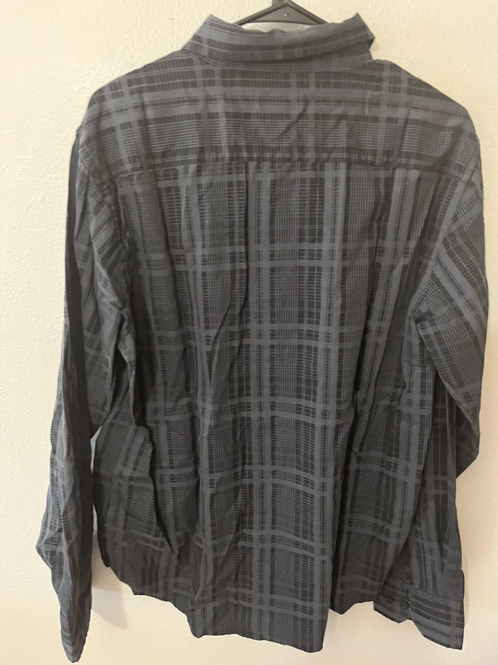 Camisa de vestir negra para hombre Helix manga larga talla XL a rayas con botones grises Foto 2 de 4