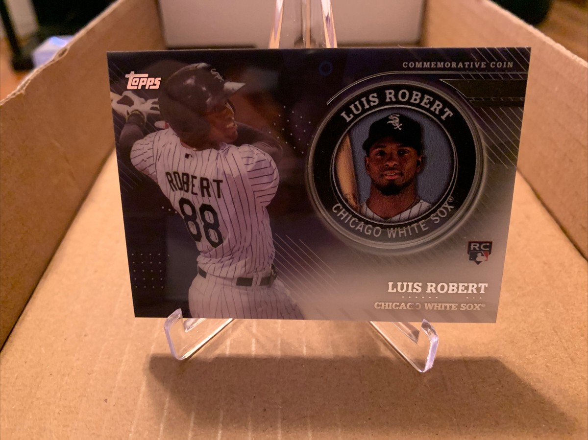 LUIS ROBERT - 2020 Topps Commemorative Coin ROOKIE #TPM-LR