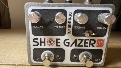 Devi Ever : FX Shoe Gazer Fuzz