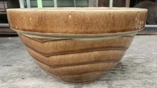 Antique McCoy Mixing Bowl Ribbed Ringware Beehive Yellow Ware #10