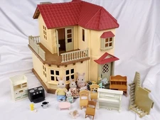 Epoch Co Sylvanian Family Calico Critter Red Roof Country Doll House Animals