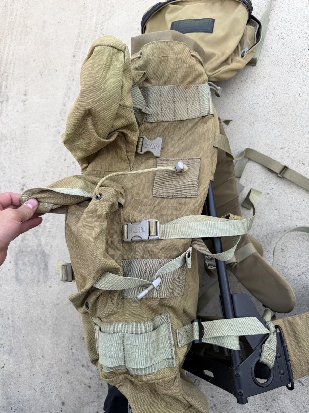 Long Rusk Kit Blackhawk Tactical SOF Ruck Kit Enhanced ALICE, Coyote Tan, Used